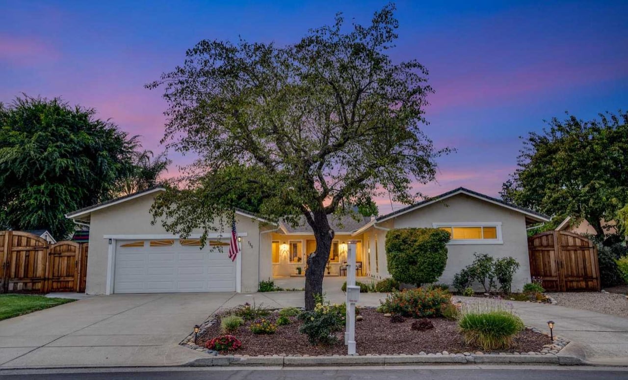 755 Encino DR