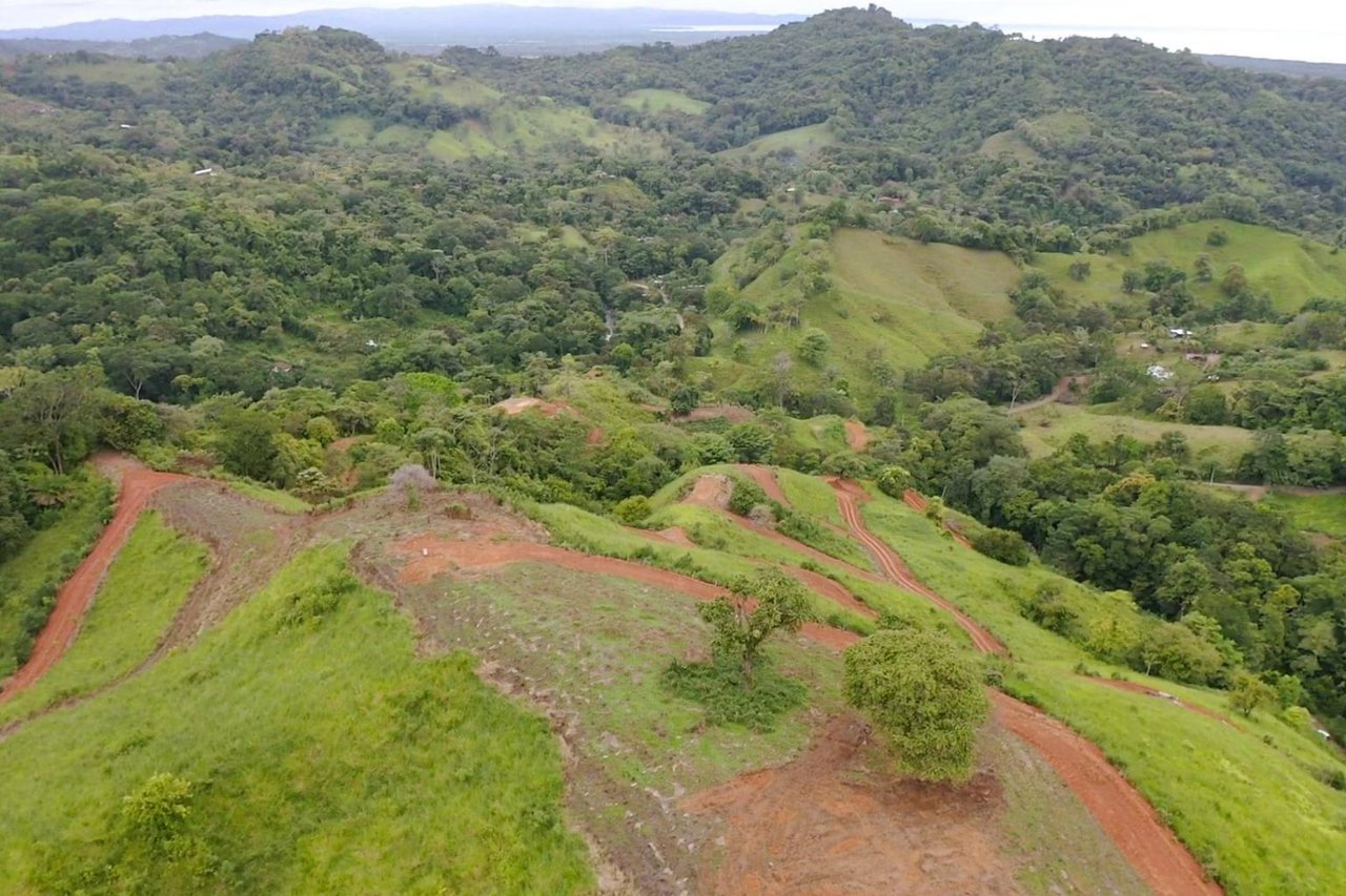 Developer's Dream Parcel With Panoramic Ocean View