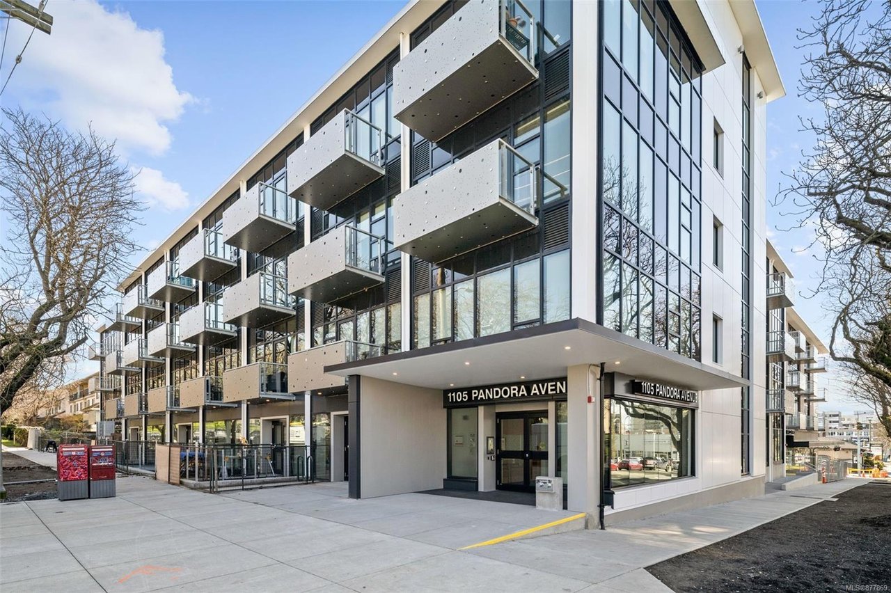 N212-1105 Pandora Ave