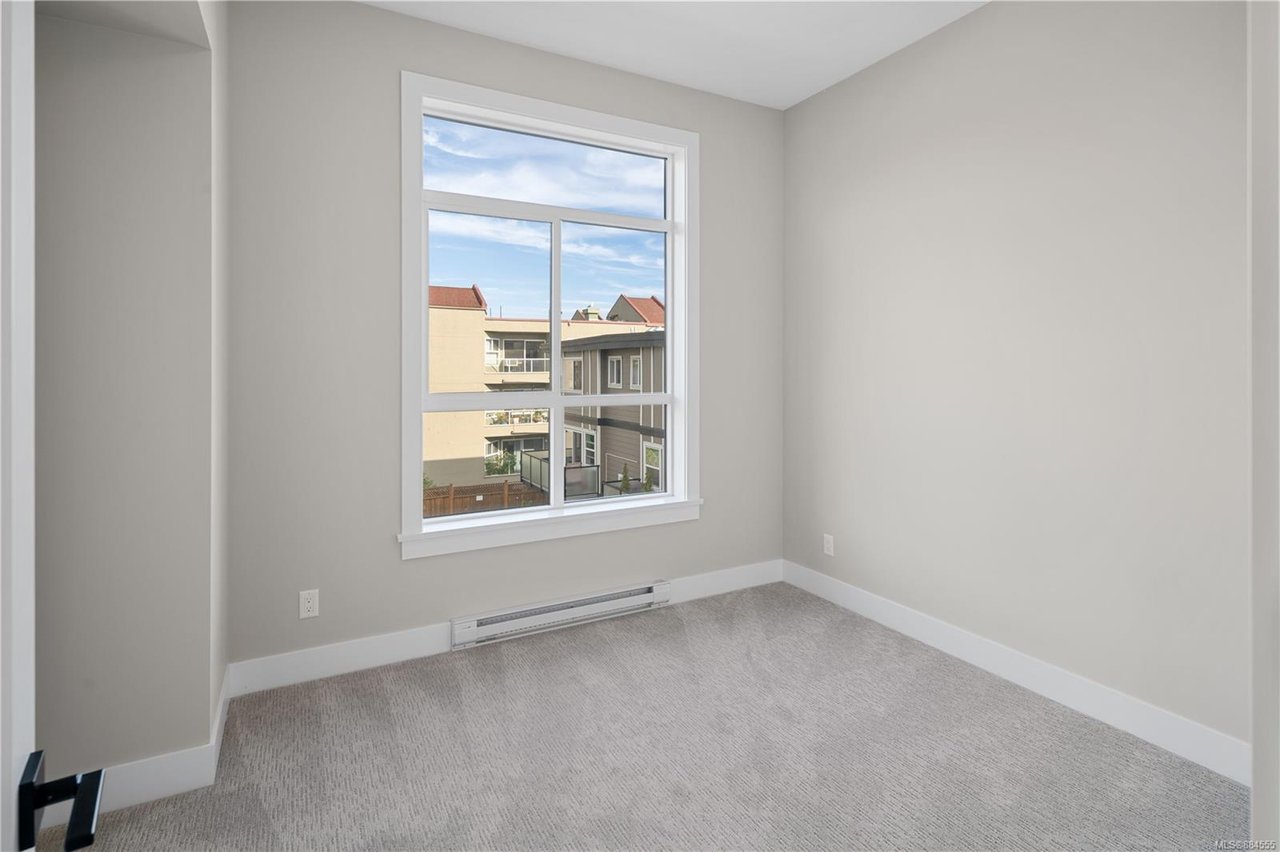 2706 Graham St, Victoria