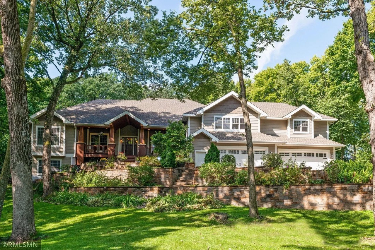 3016 Groveland School Rd