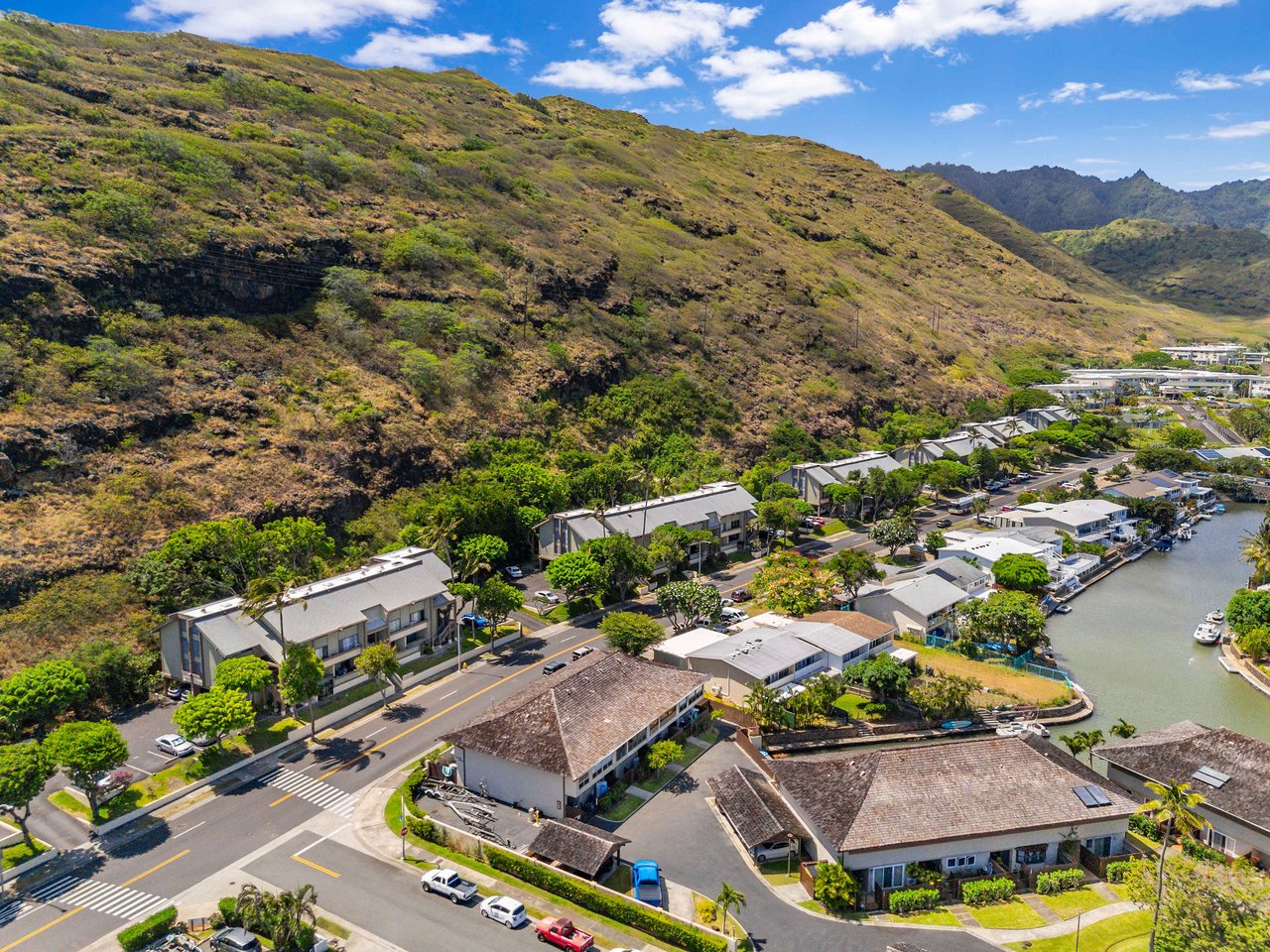 6204 Keokea Pl