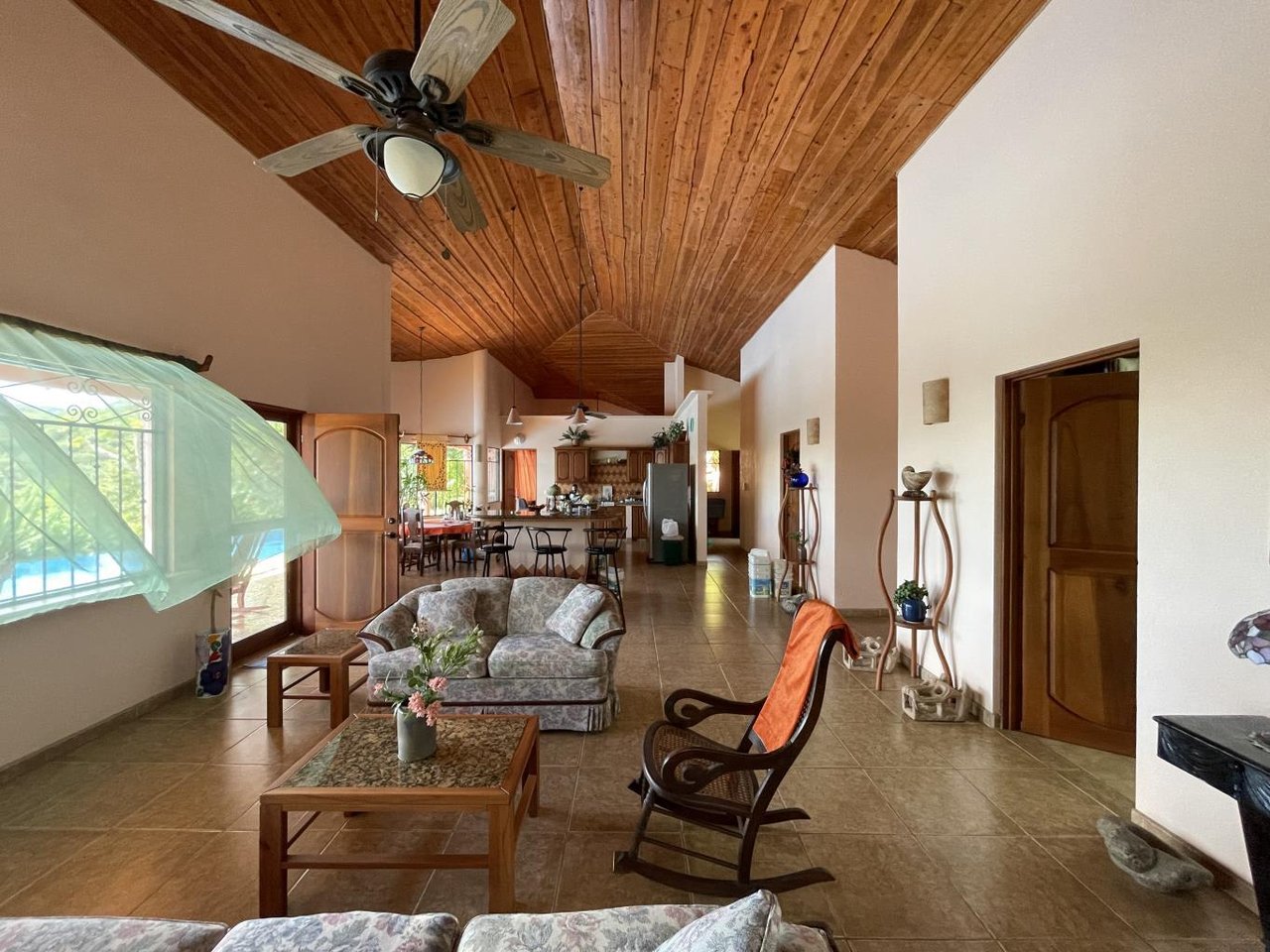 5.2 Acres, 2 Bedroom Home With 60 Ft Infinity Lap Pool, 1 Bedroom Guest House, Ocean View!