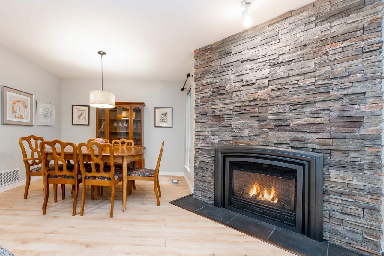39-8701 16th Ave