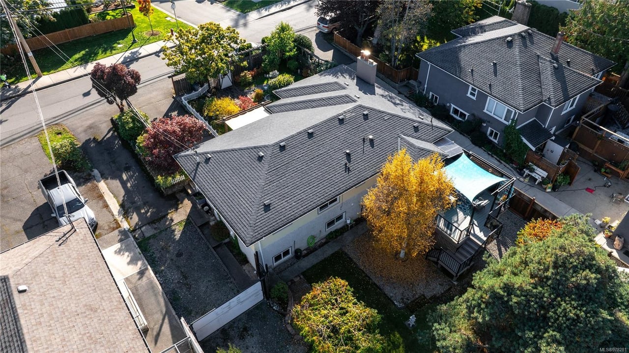 27 Jedburgh Rd