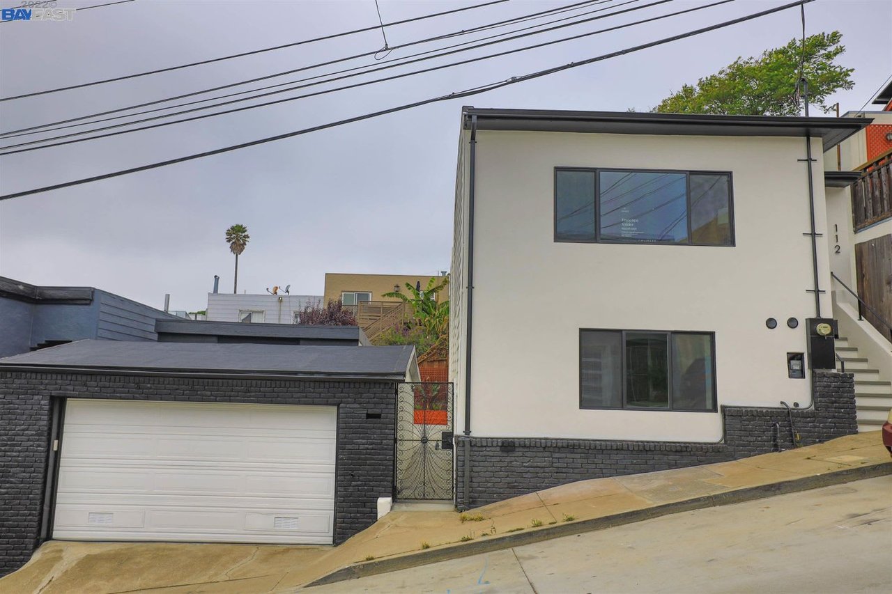 120 Putnam St