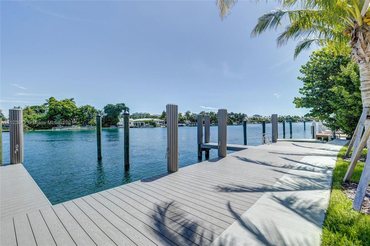 9521 E Bay Harbor Dr, #LP801