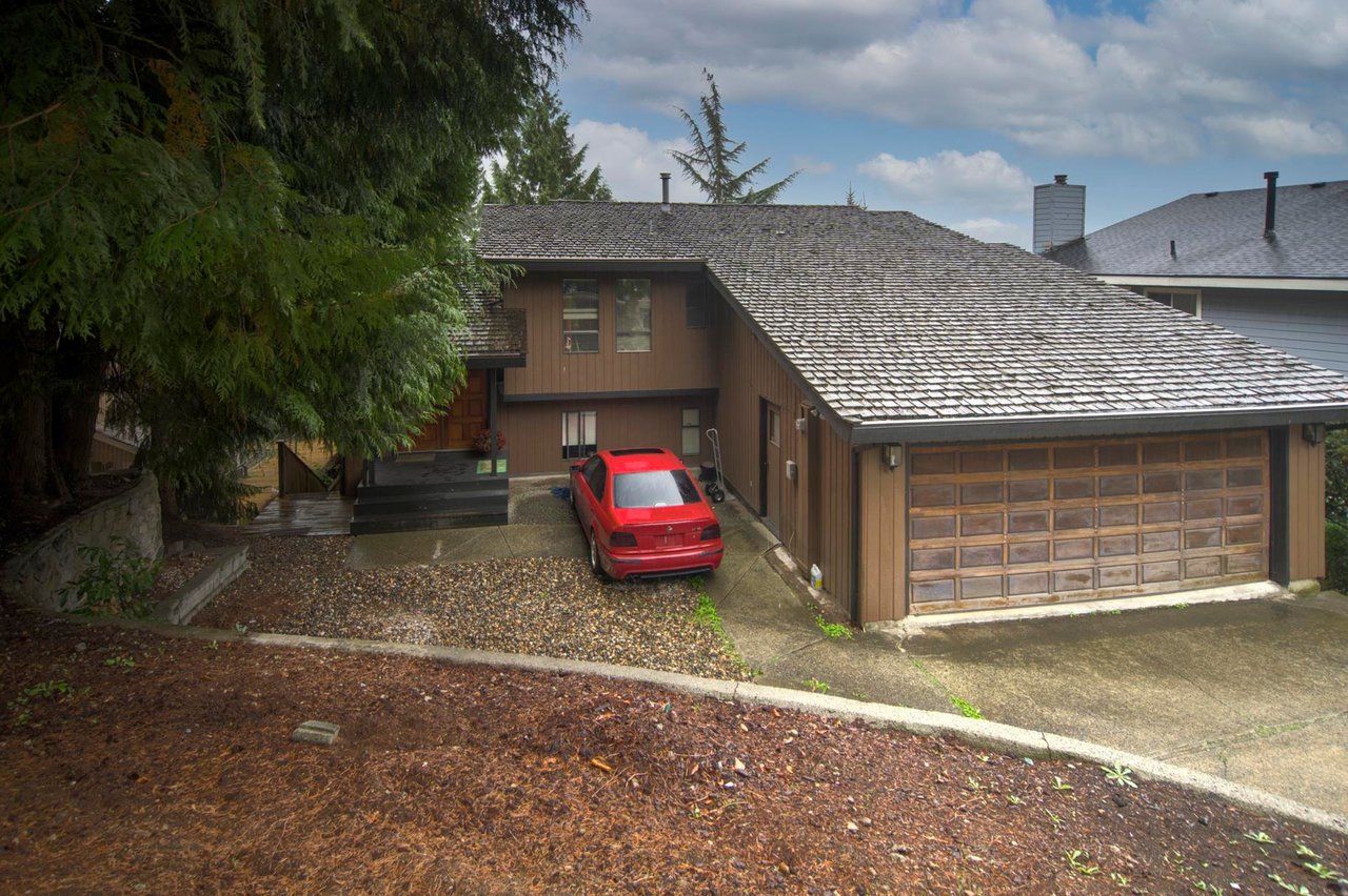1305 Charter Hill Dr