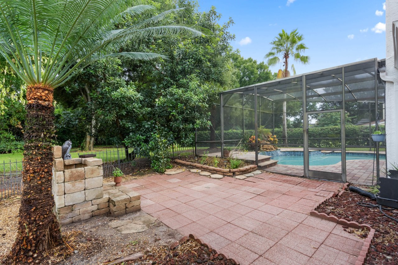 2563 CARTER GROVE CIRCLE
