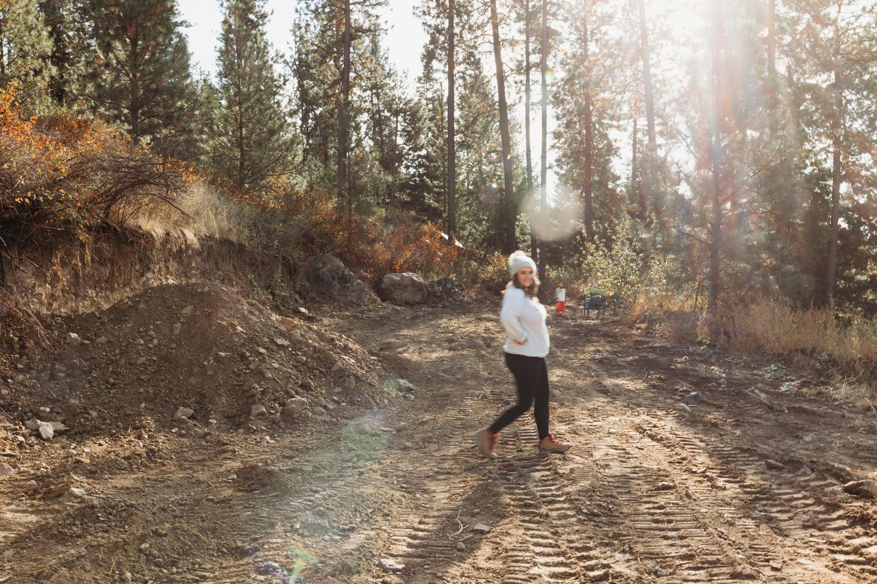 Samara Behler in Green Bluff, WA in Fall