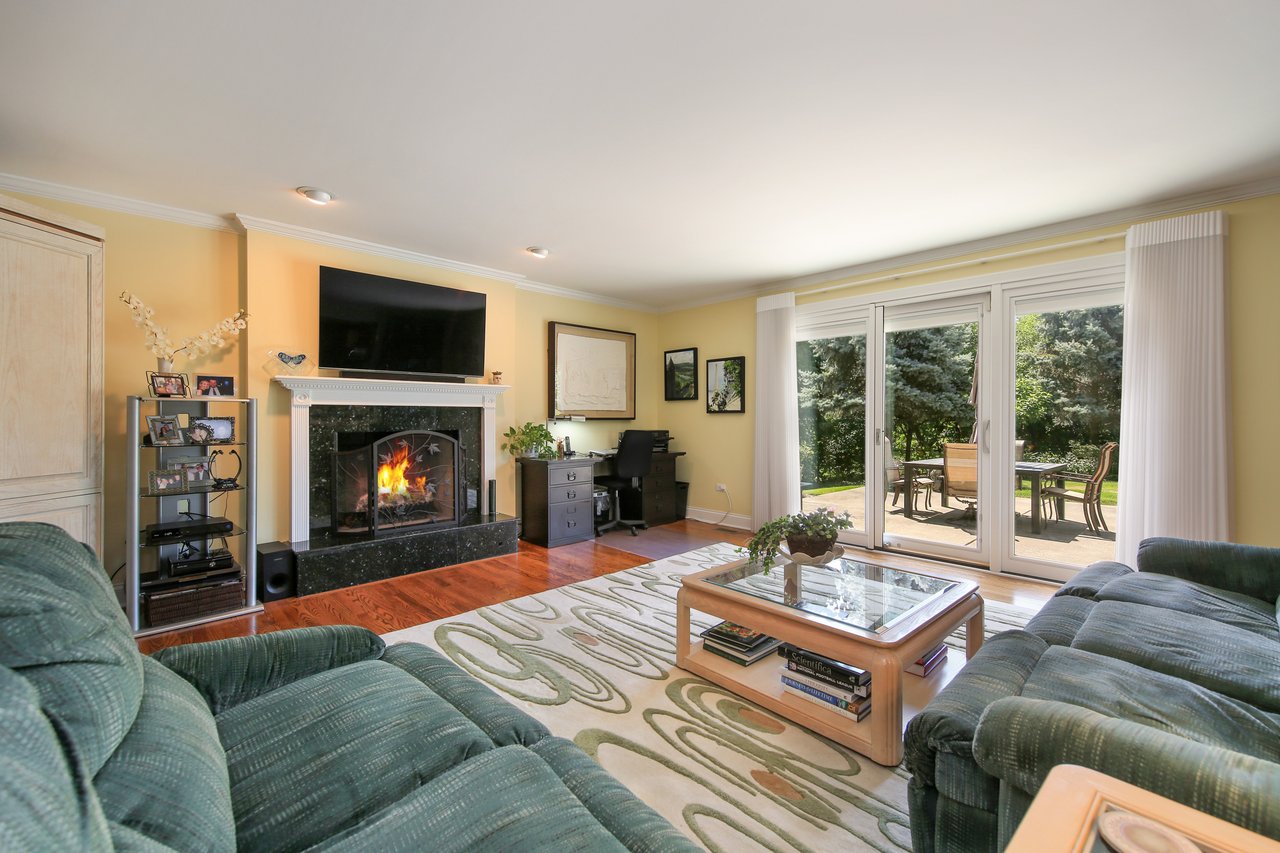 Beautifully Appointed Home Perfect For Entertaining