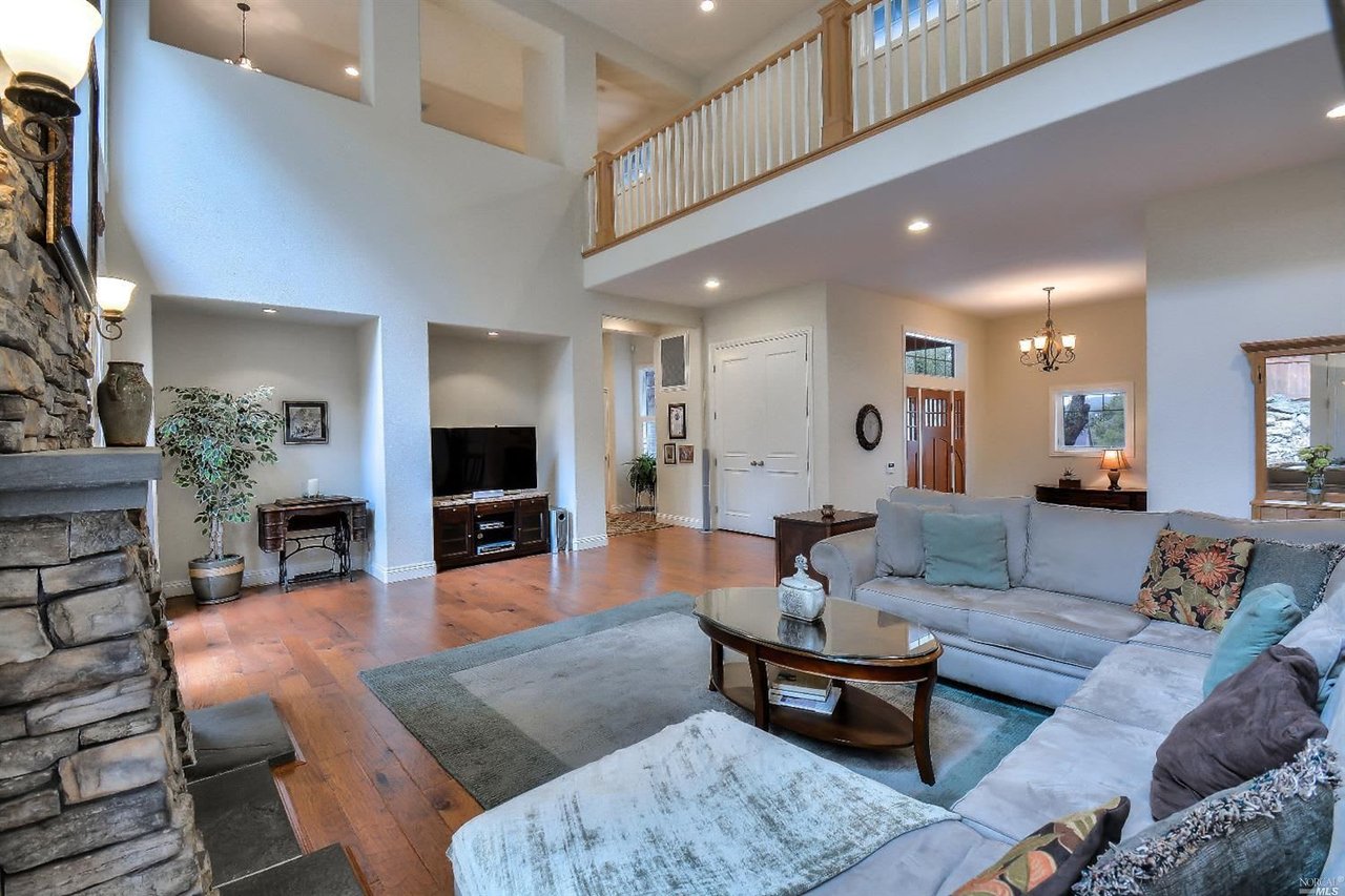 824 Olive Glen Ct