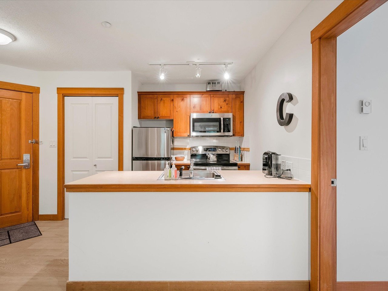 325-4660 Blackcomb Wy