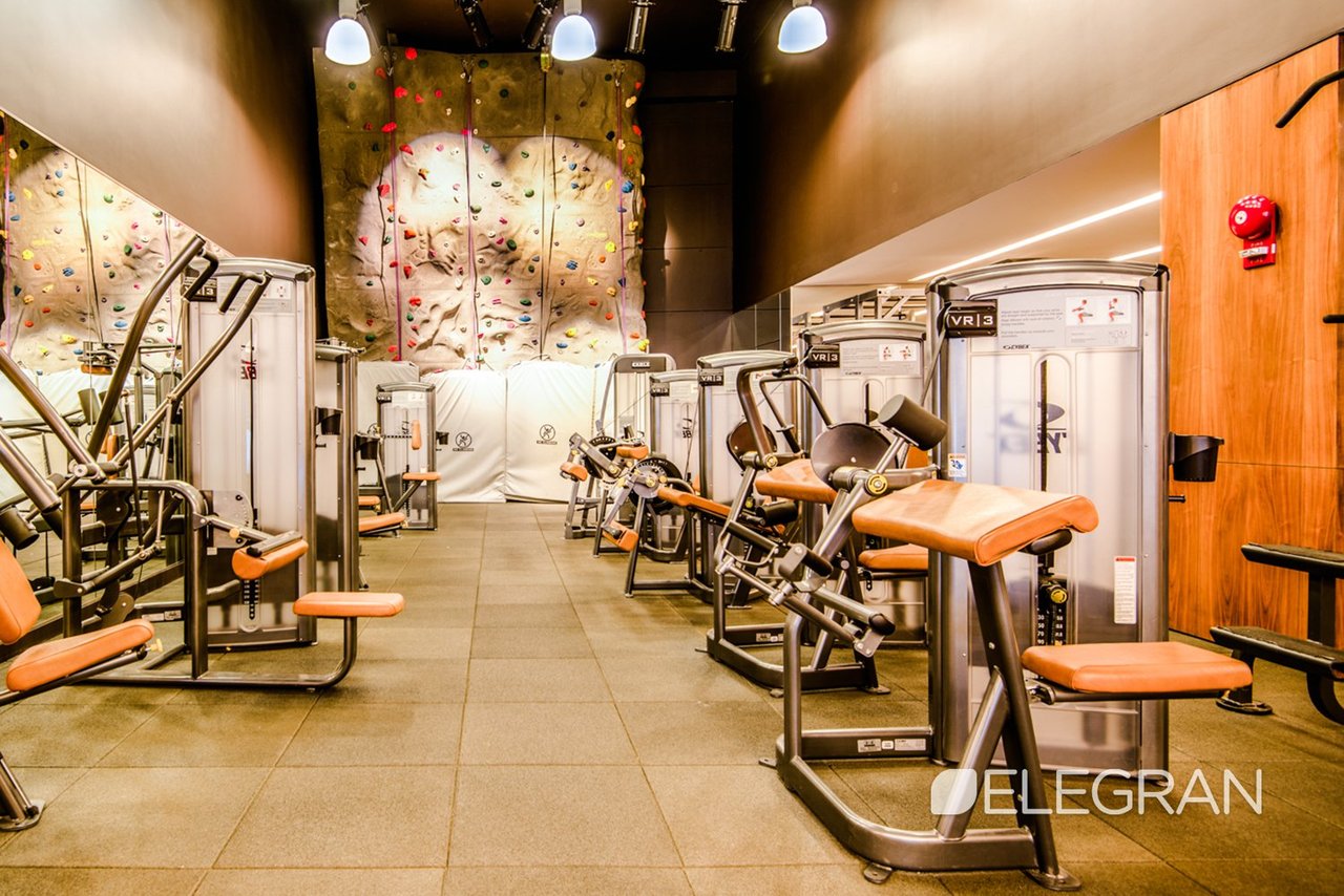 515 East 72nd Street