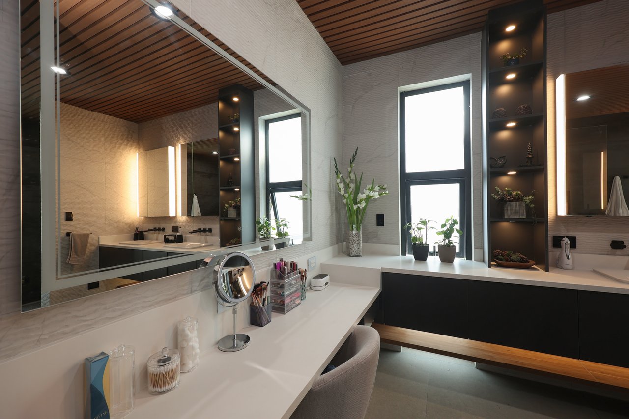 Panoramic City View Estate Home, Escazu, San Jose