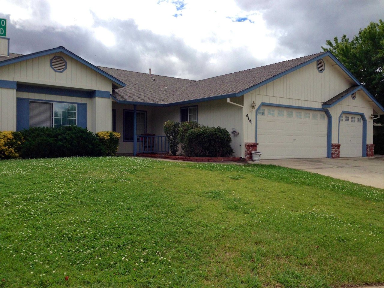 4161 Bowyer Blvd.