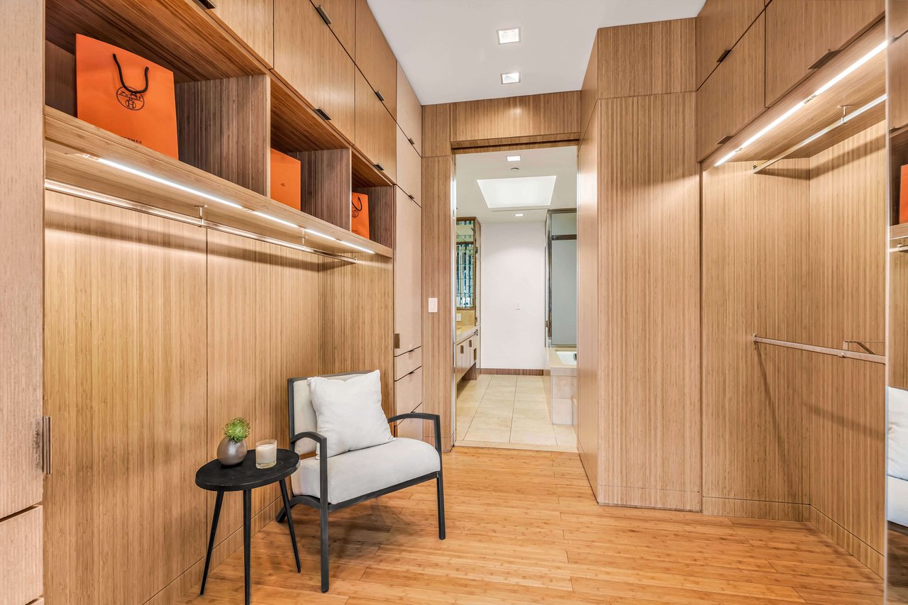 30 West 15th Street