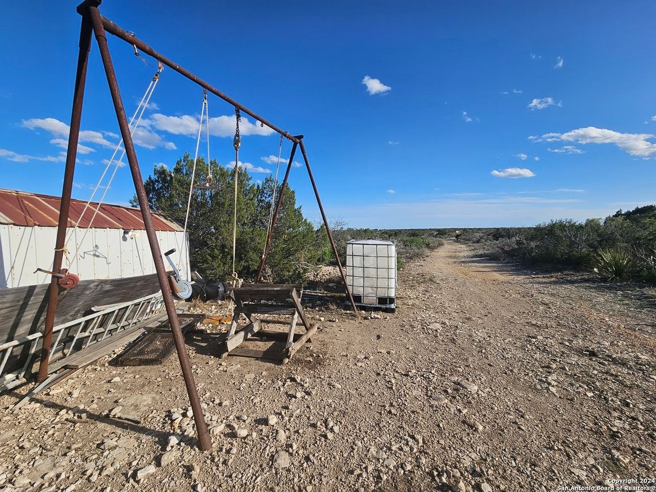 000 Ward Ranch Rd