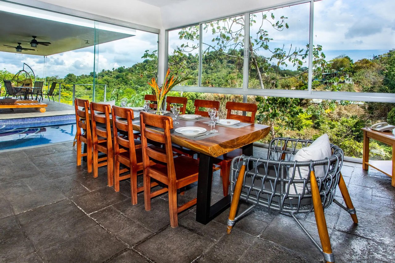  Discover Tranquil Luxury at Villa Joya: Your Exclusive Retreat in El Salto Estates