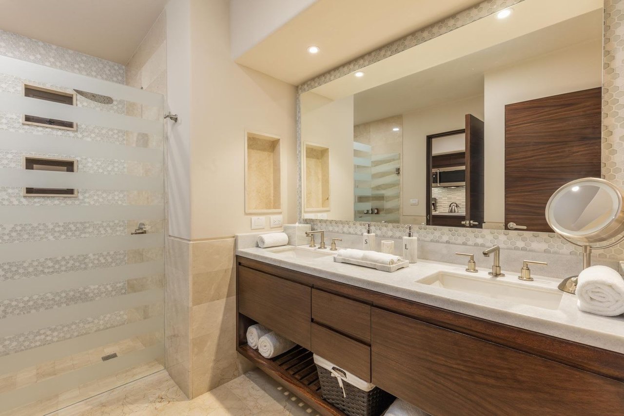 Ocean Club Residence Unit 205