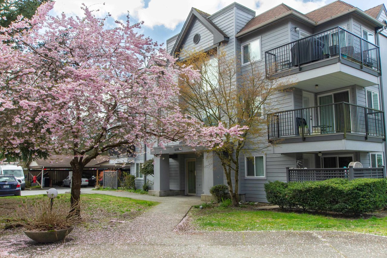 108-40100 Willow Cres