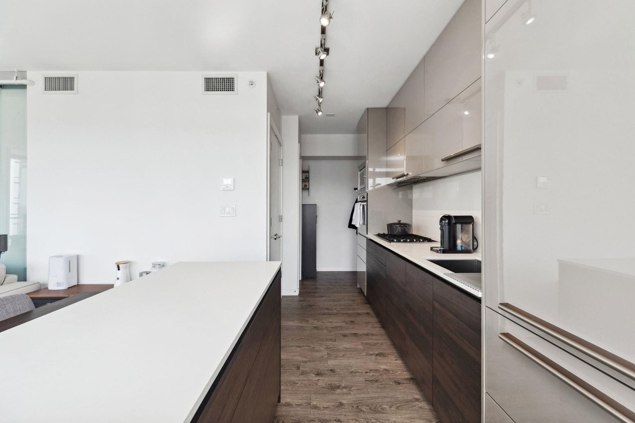 2106-2378 Alpha Ave