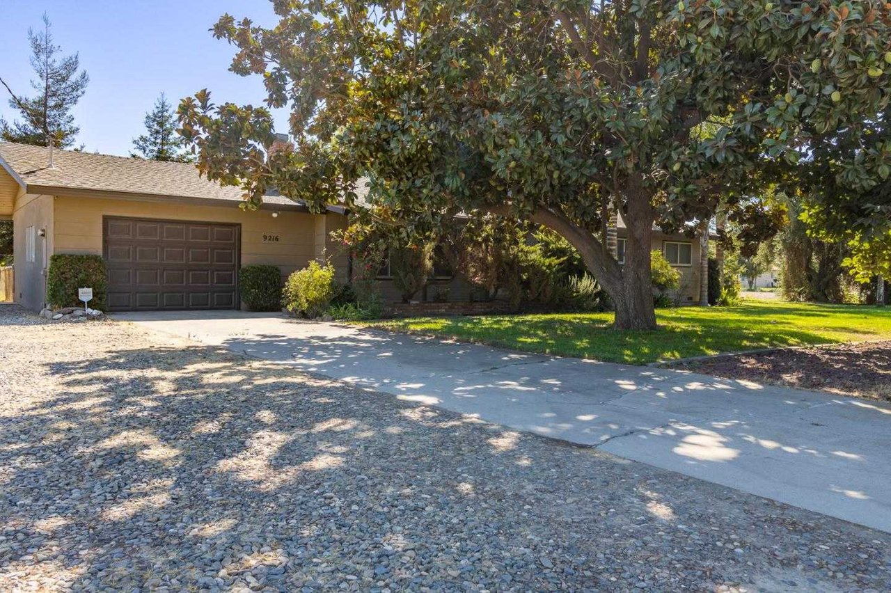 9216 Feather Way