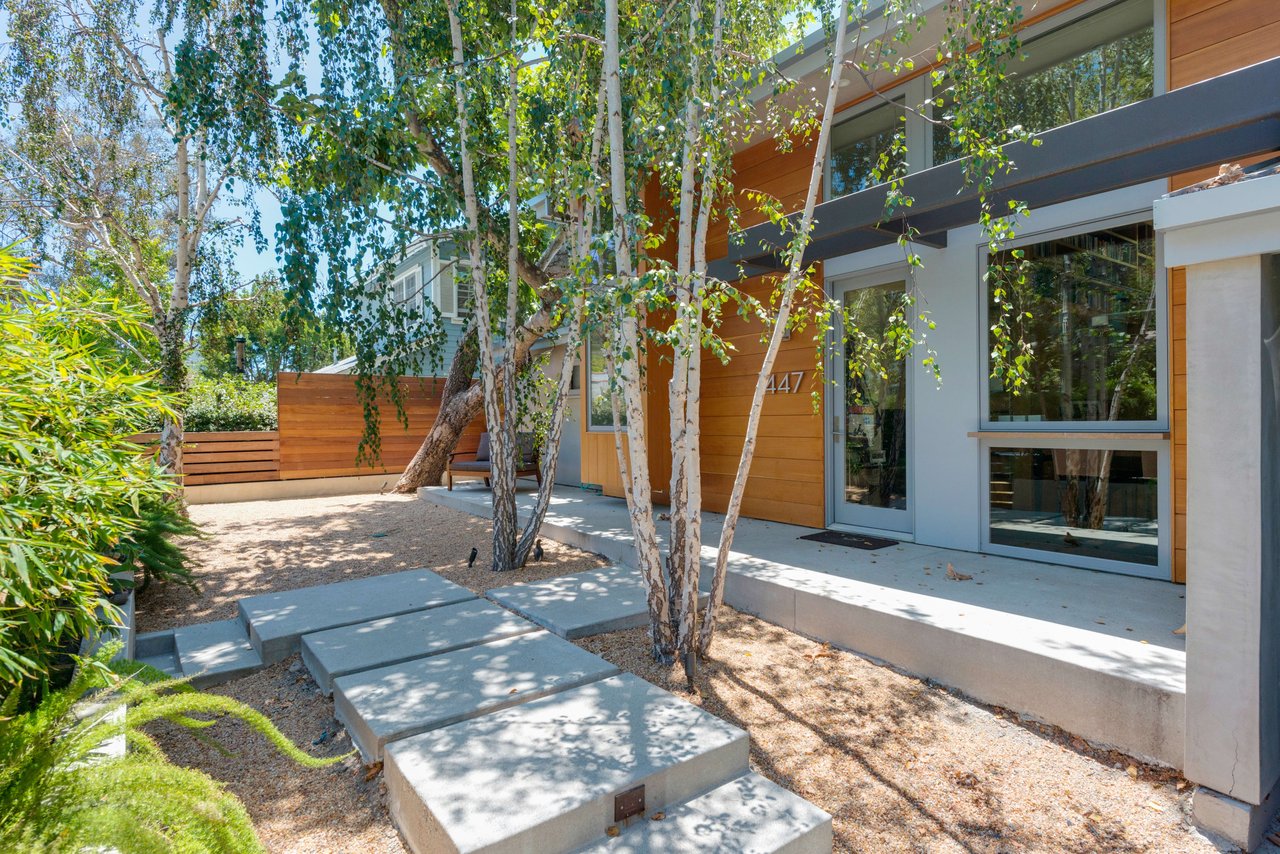 447 Sycamore Rd