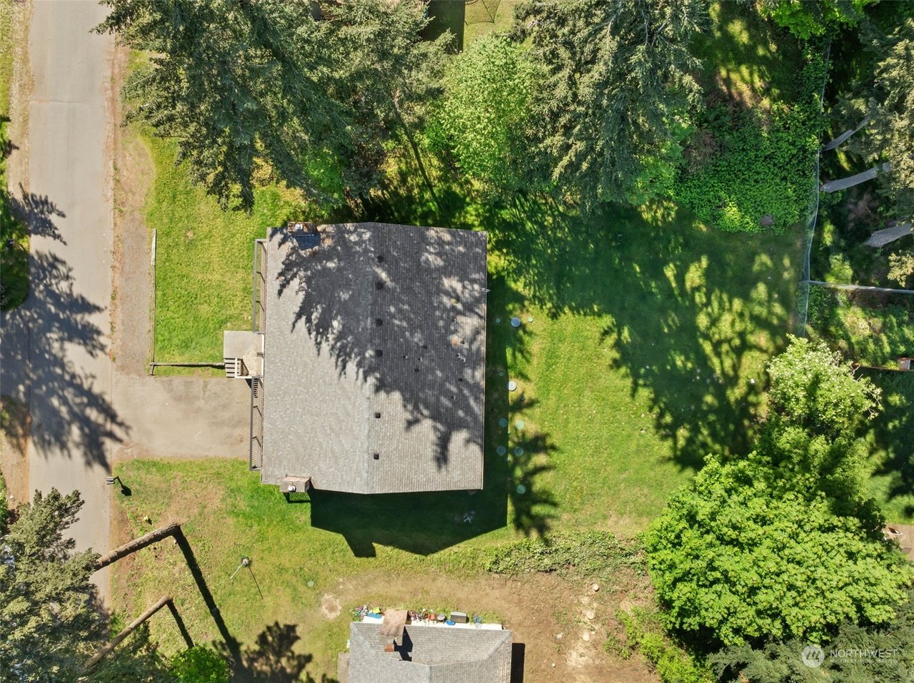3253 SE Goldmaur Ct