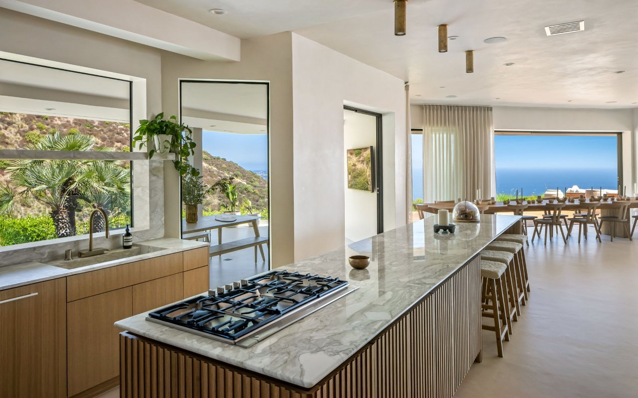 Malibu Blufftop Estate