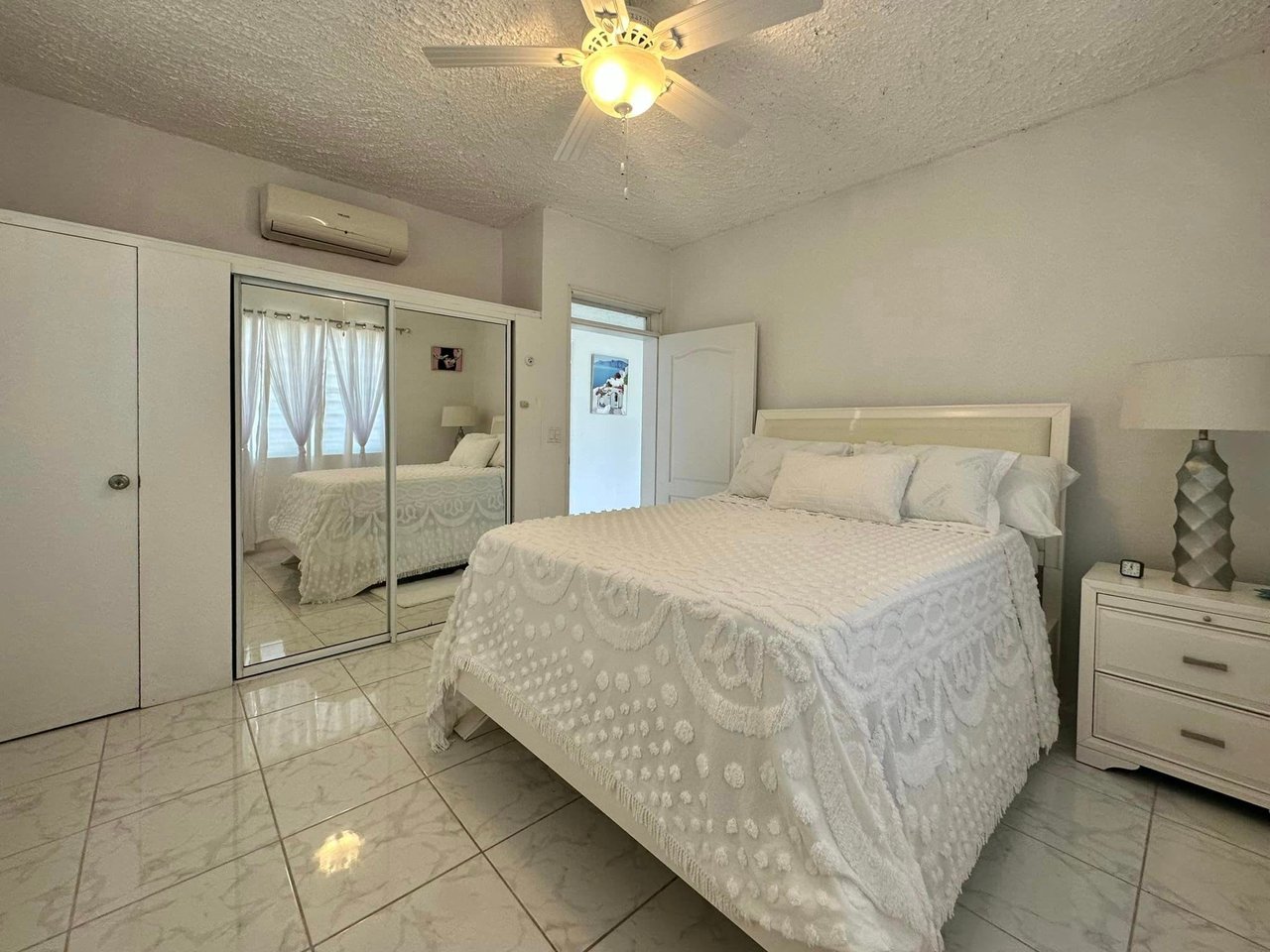 823 Harrigan Estate 2 Bedroom Apartment