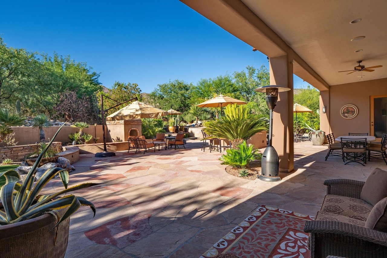Incomparable Private Estate Home 