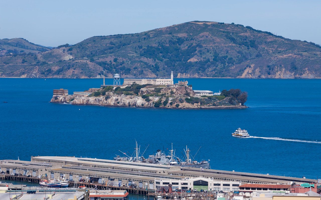 Landmark and Water Views at 945 Green