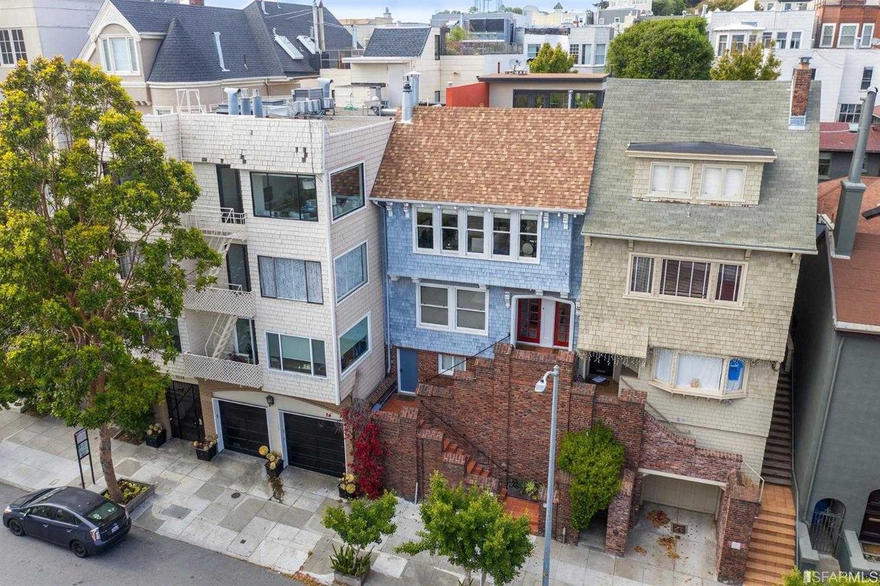 3228 Washington Street