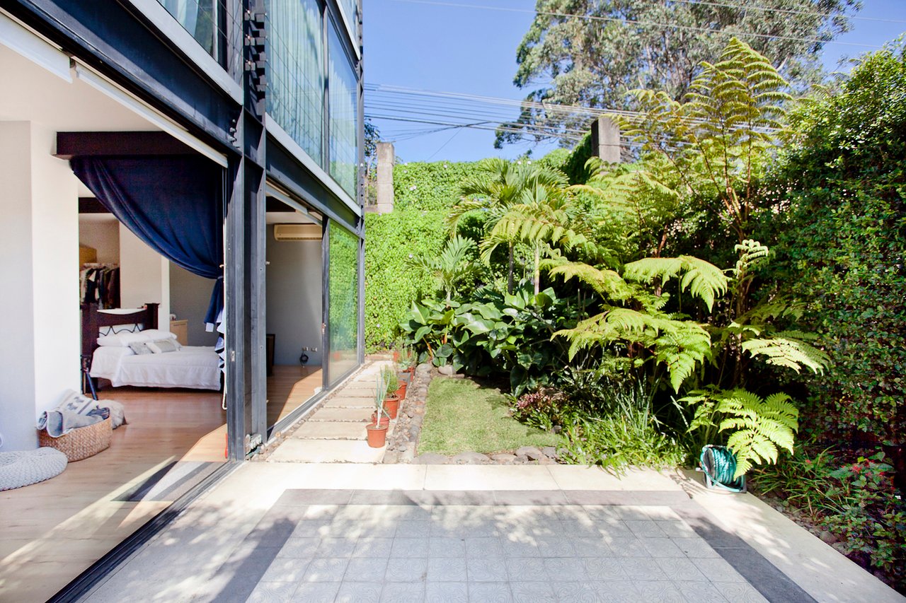 Private Garden Loft Apartment, Escazu, San Jose