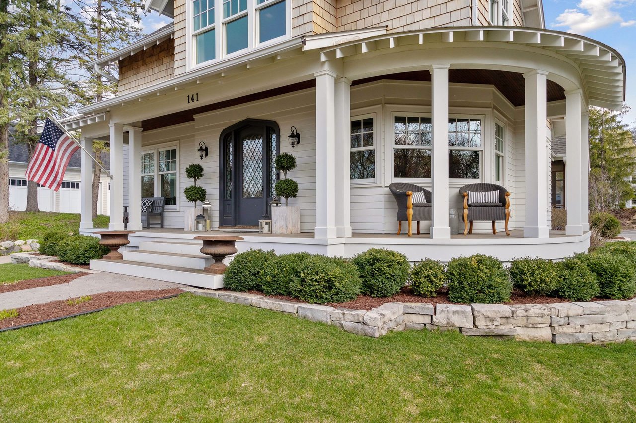 141 West Lake Street, Excelsior