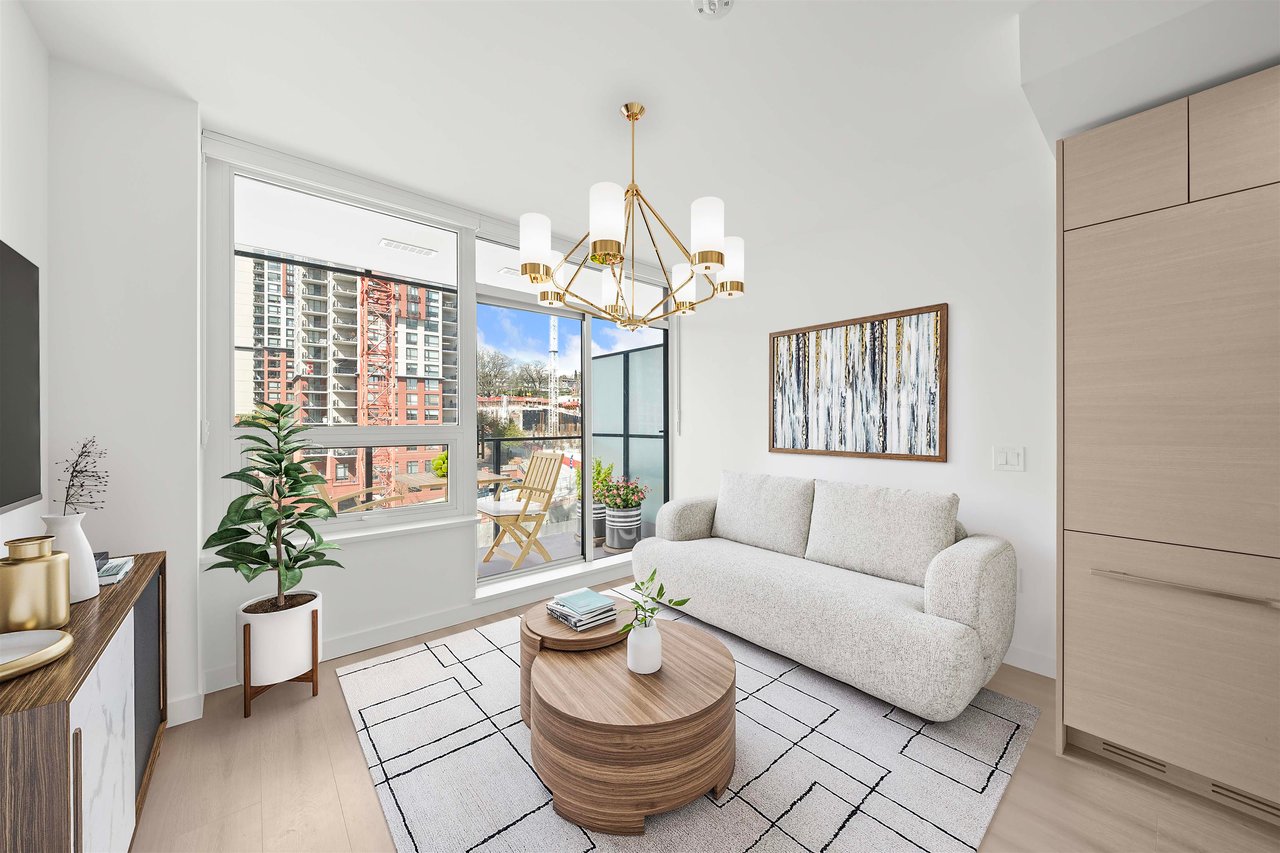 1003-823 Carnarvon St