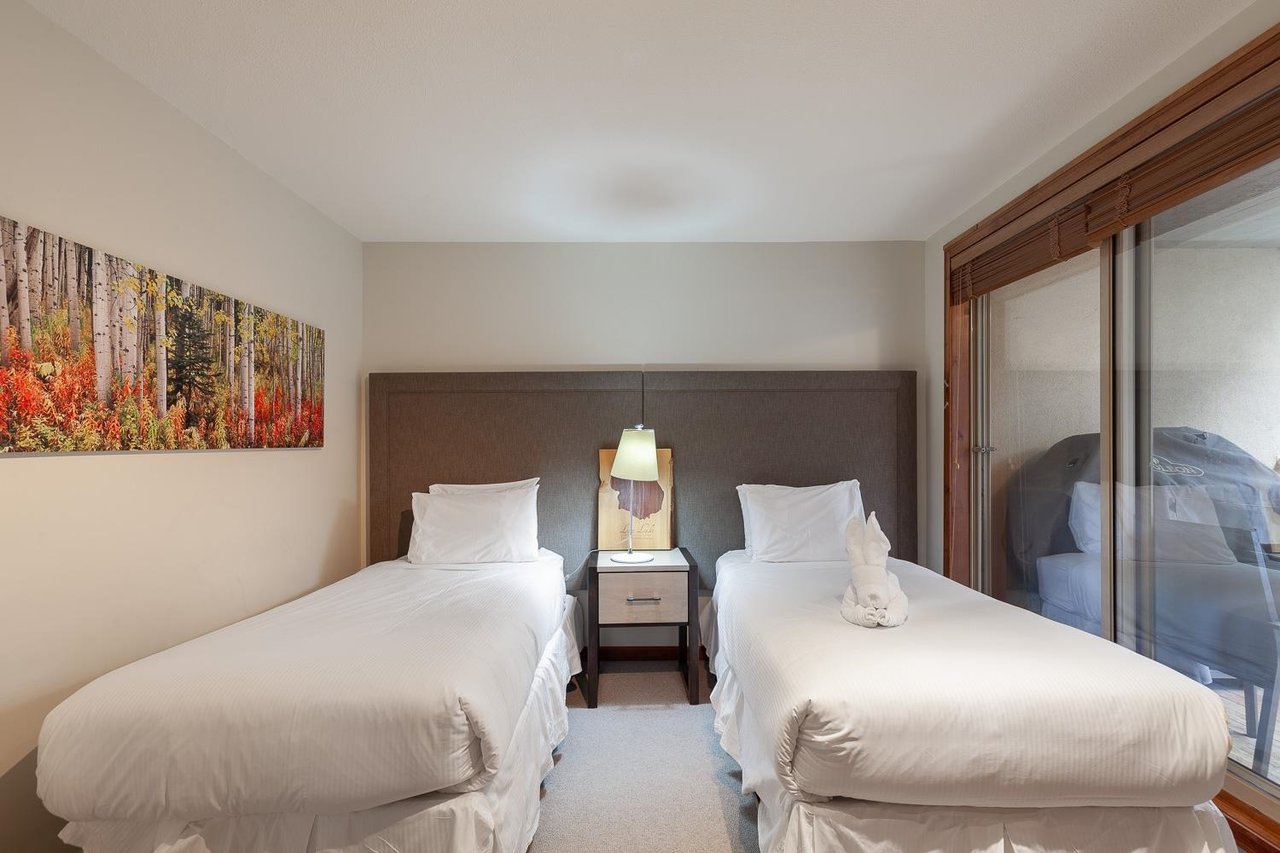 18-4636 Blackcomb Wy