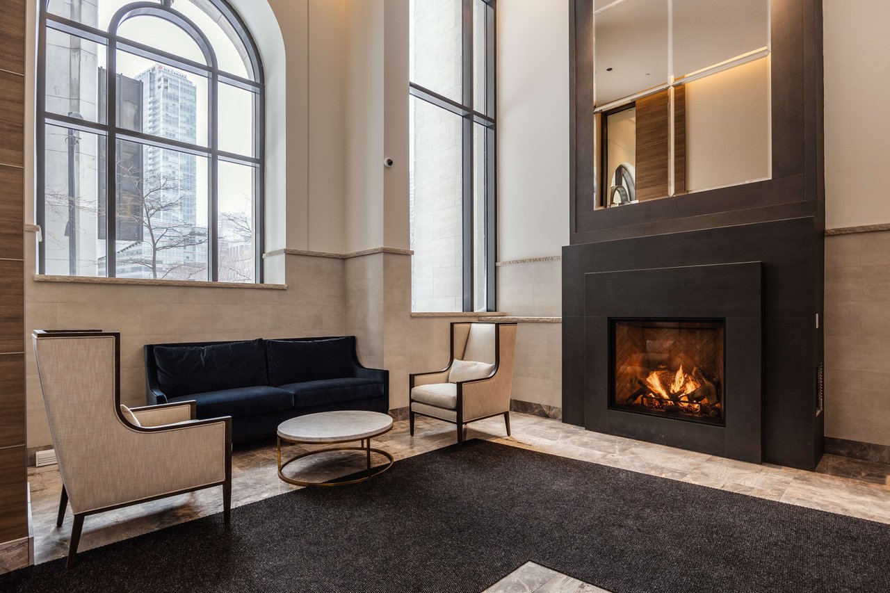 628 Rue St-Jacques, Apt. 605