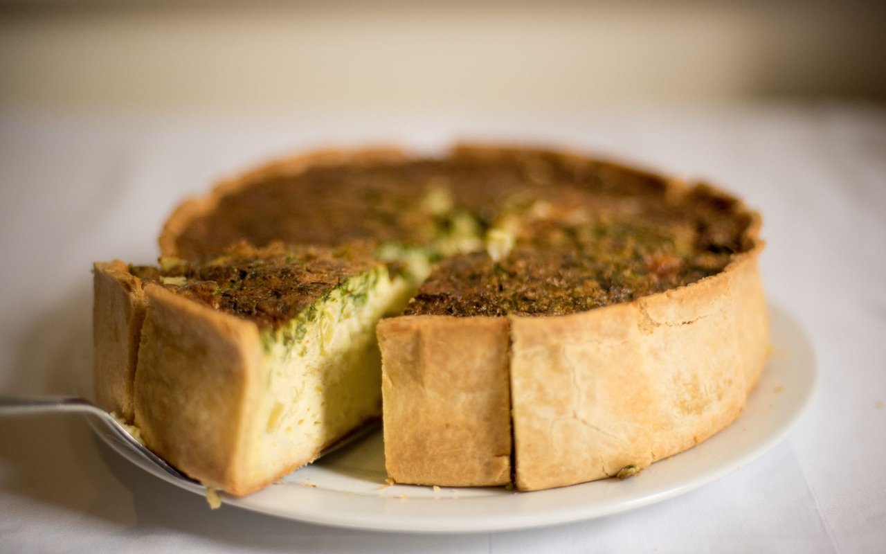 Kiki's Quick & Easy Broccoli Cheese Quiche
