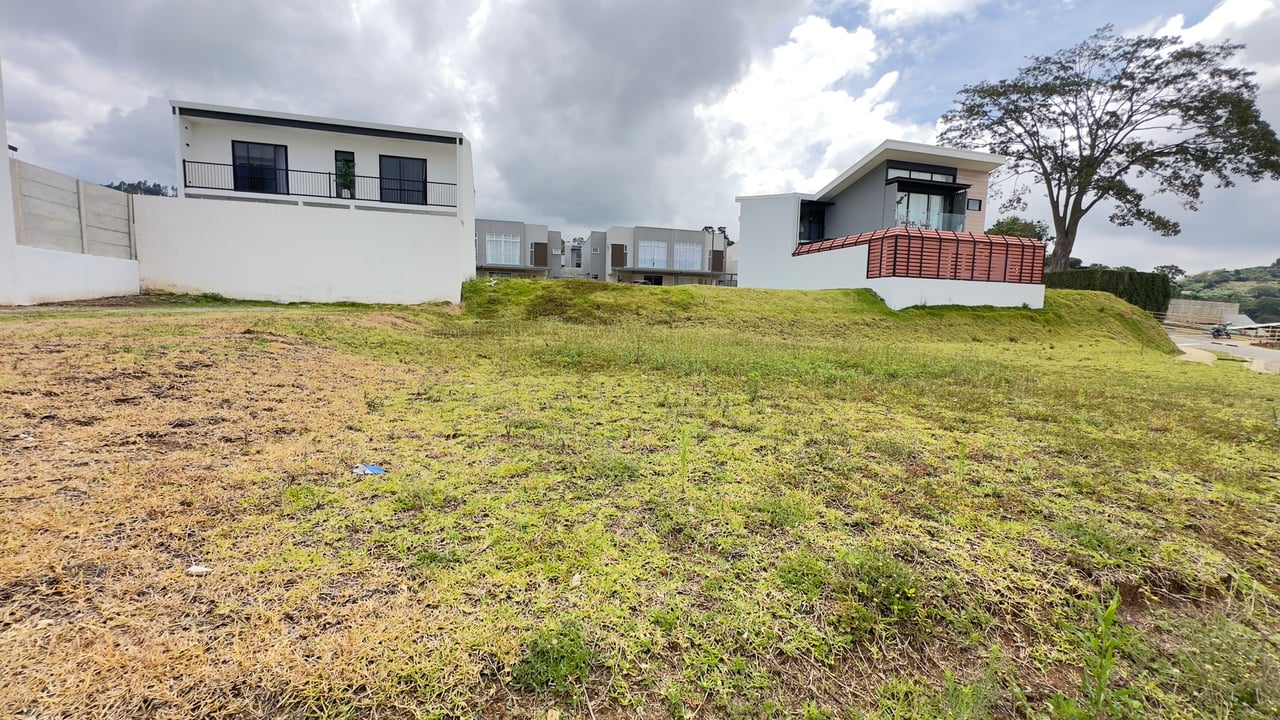 Gated Community Residential Lot, Curridabat, San Jose