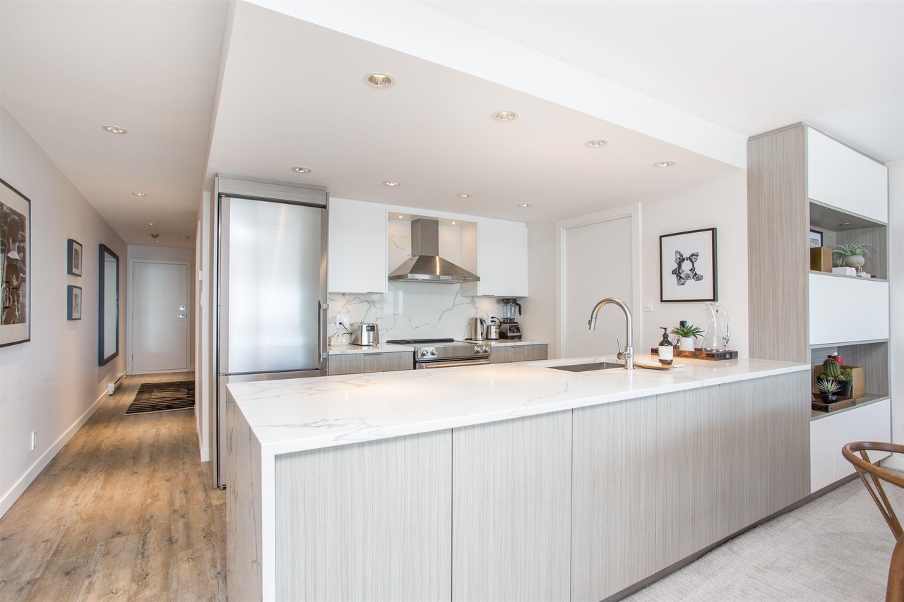 34-2242 Folkestone Wy