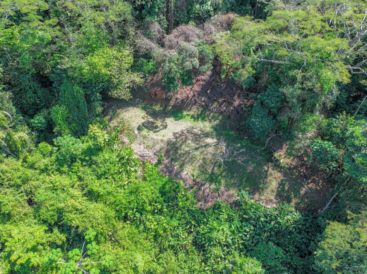 Unveil Paradise: Your Dream Homesite Awaits in Dominical, Costa Rica