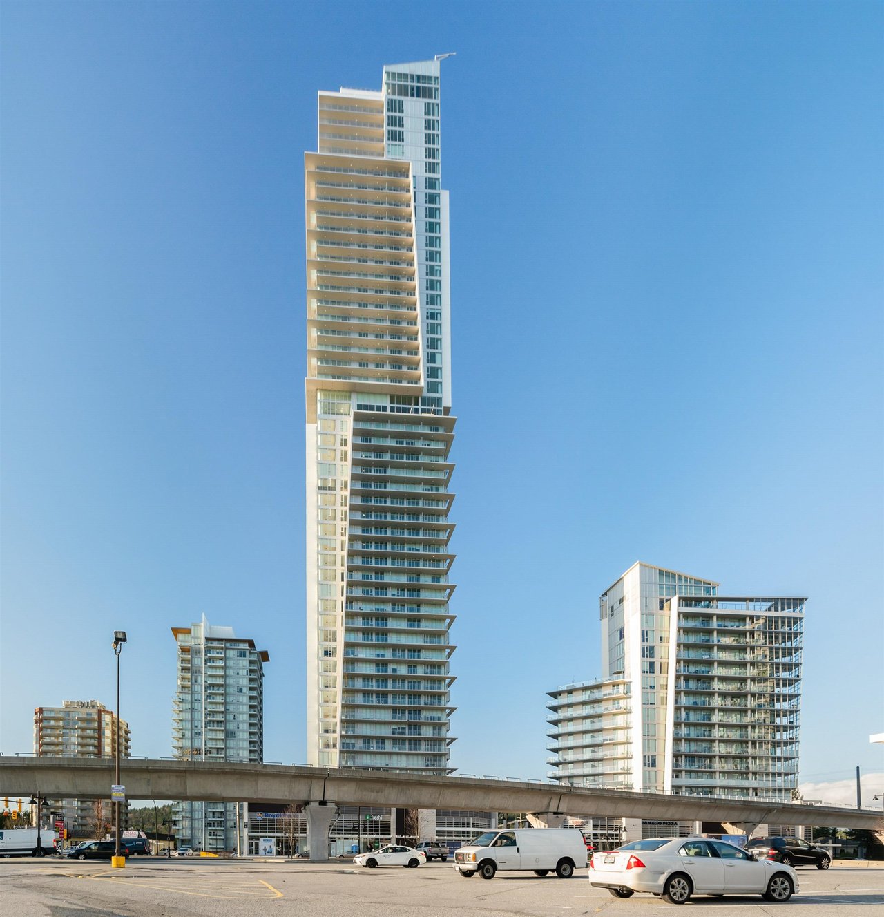 1602-567 Clarke Rd