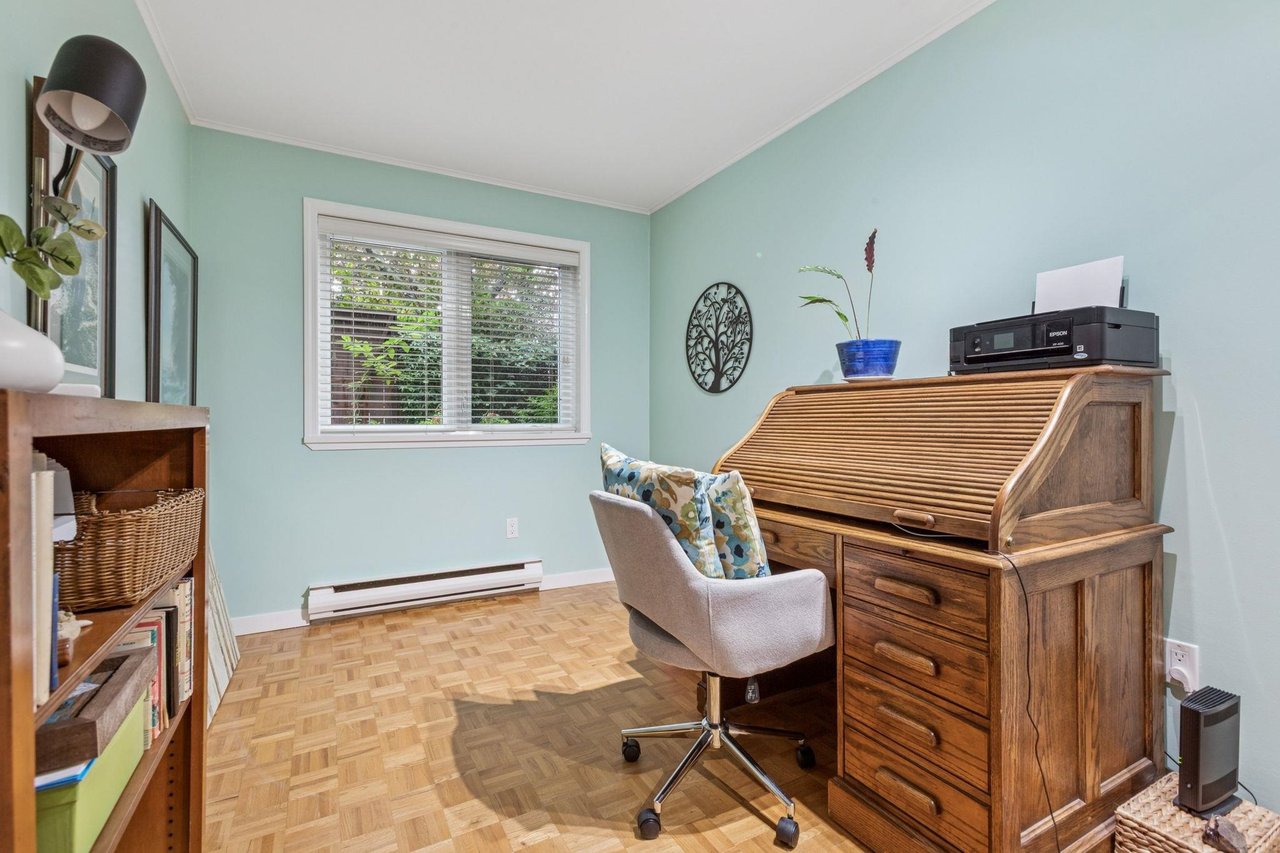 112-1429 E 4th Ave