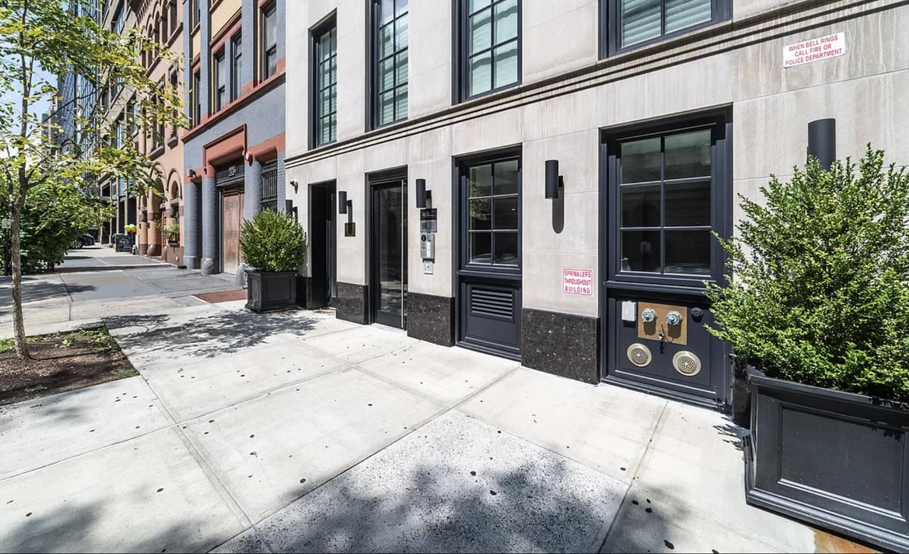 227 East 67th Street, Apt M-2