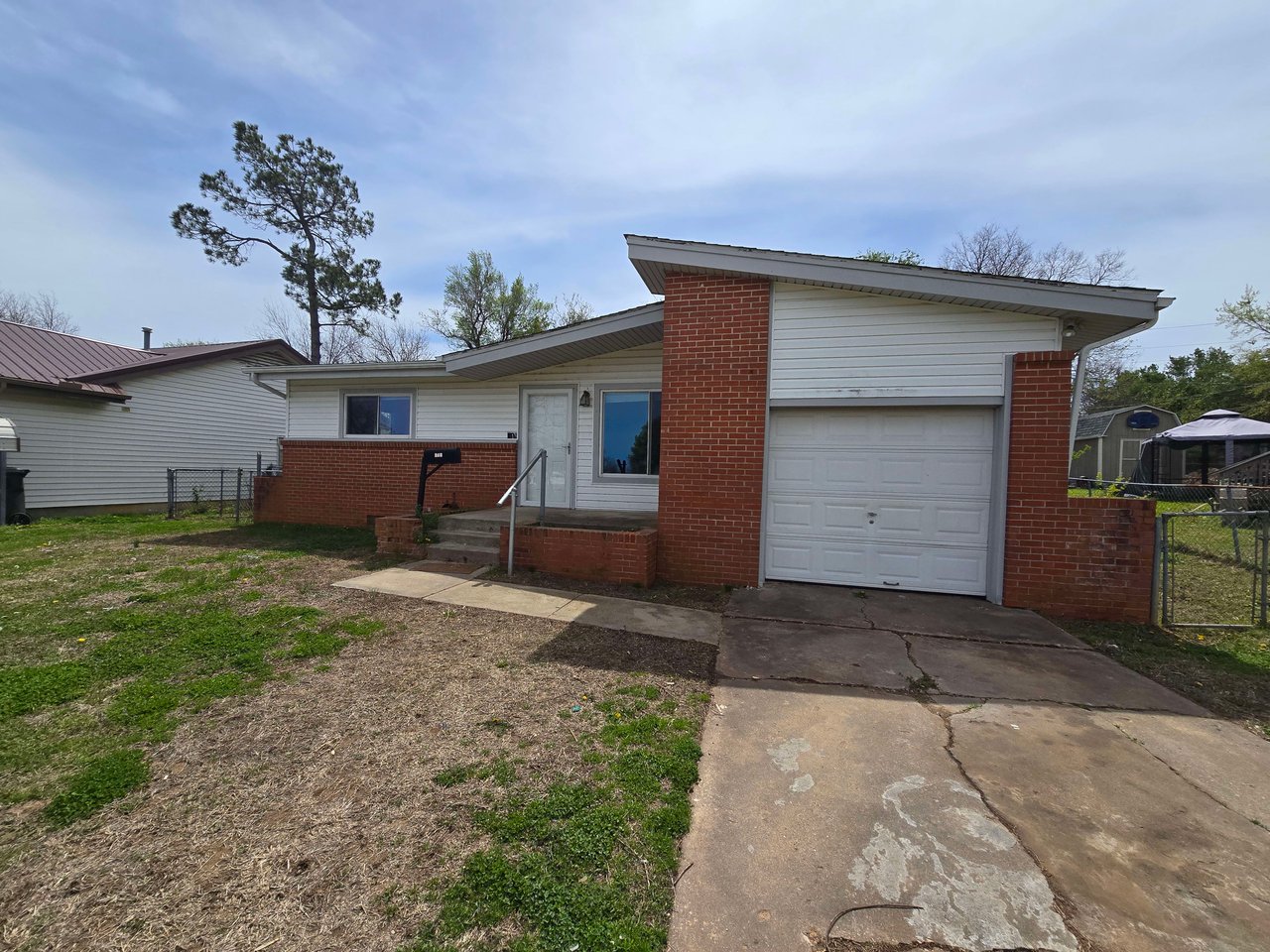 518 W Park 