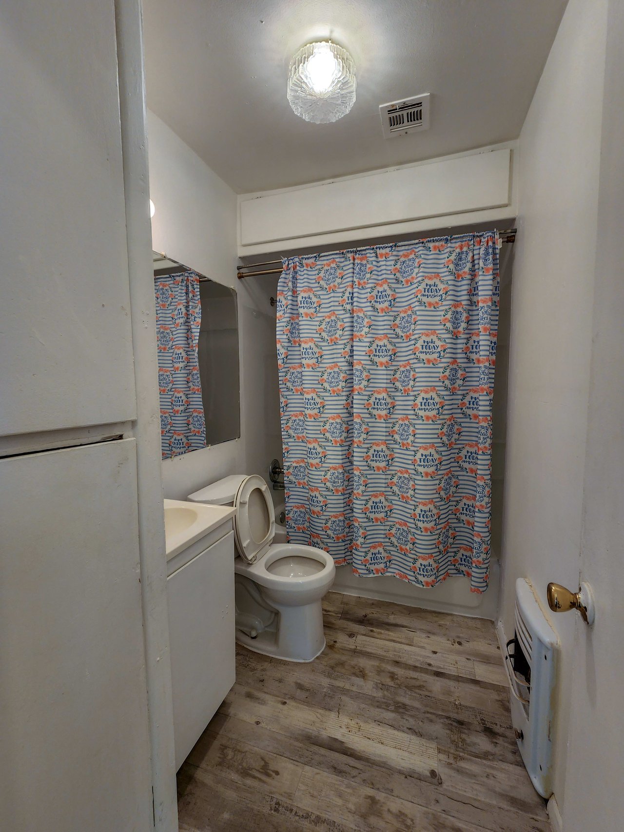 617 W Maple St.