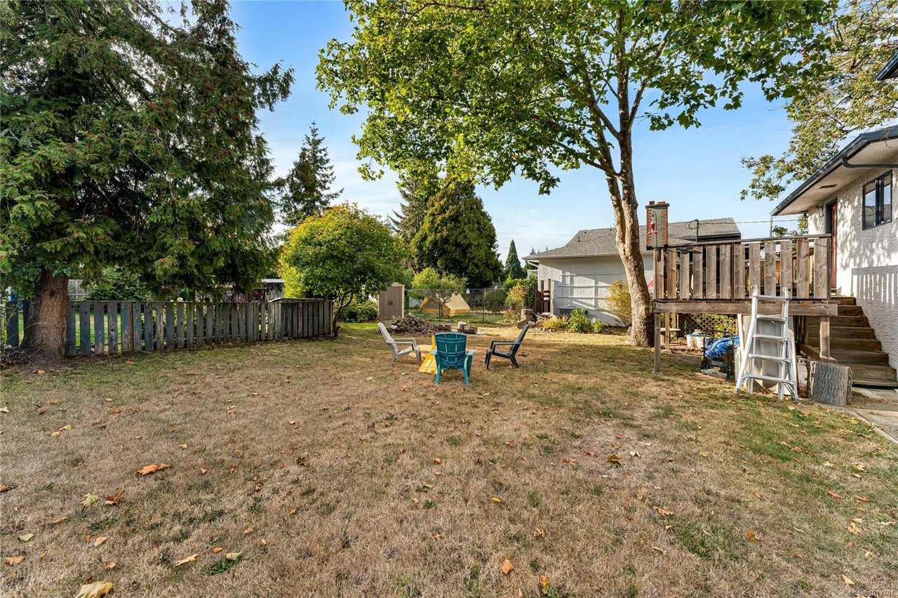 3938 Marjean Pl
