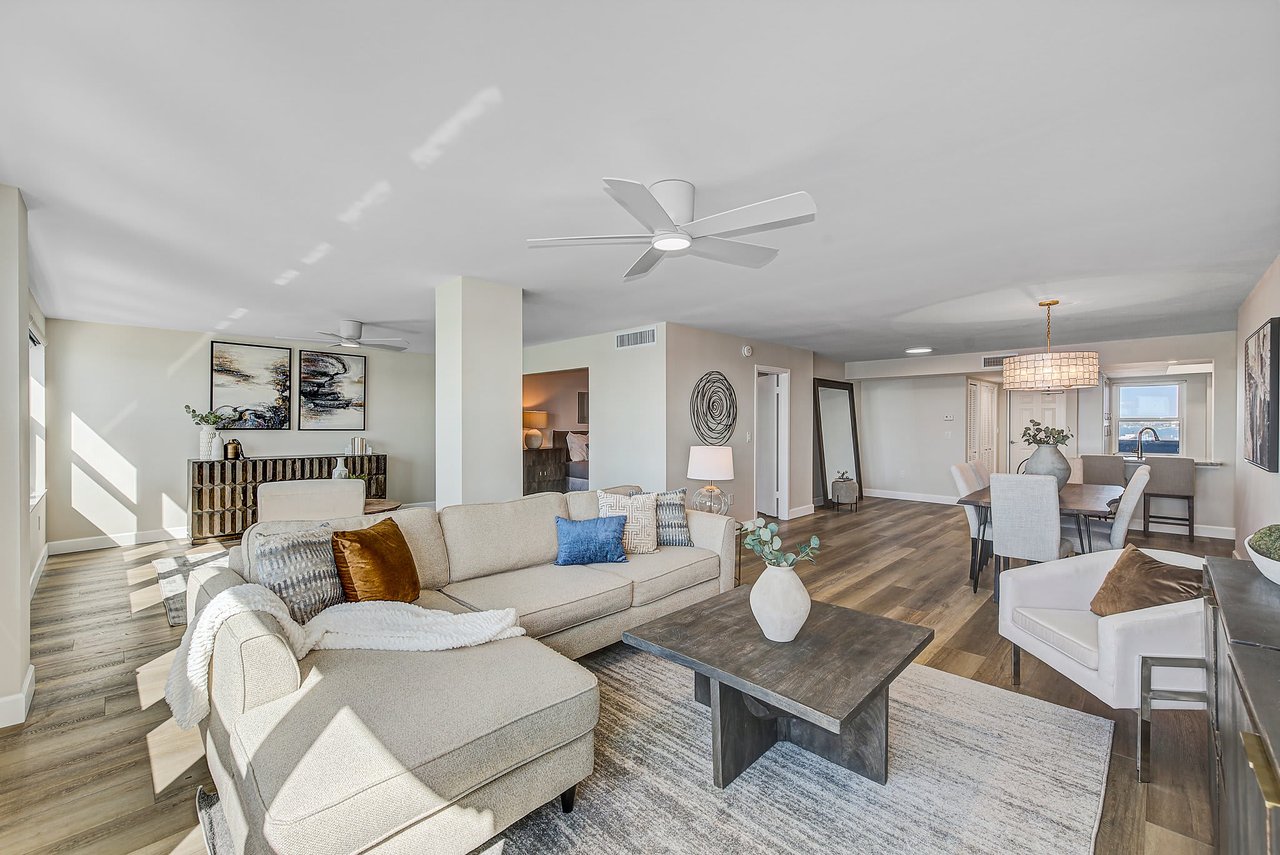 5200 Brittany Dr S, #804, St Petersburg, FL 33715
